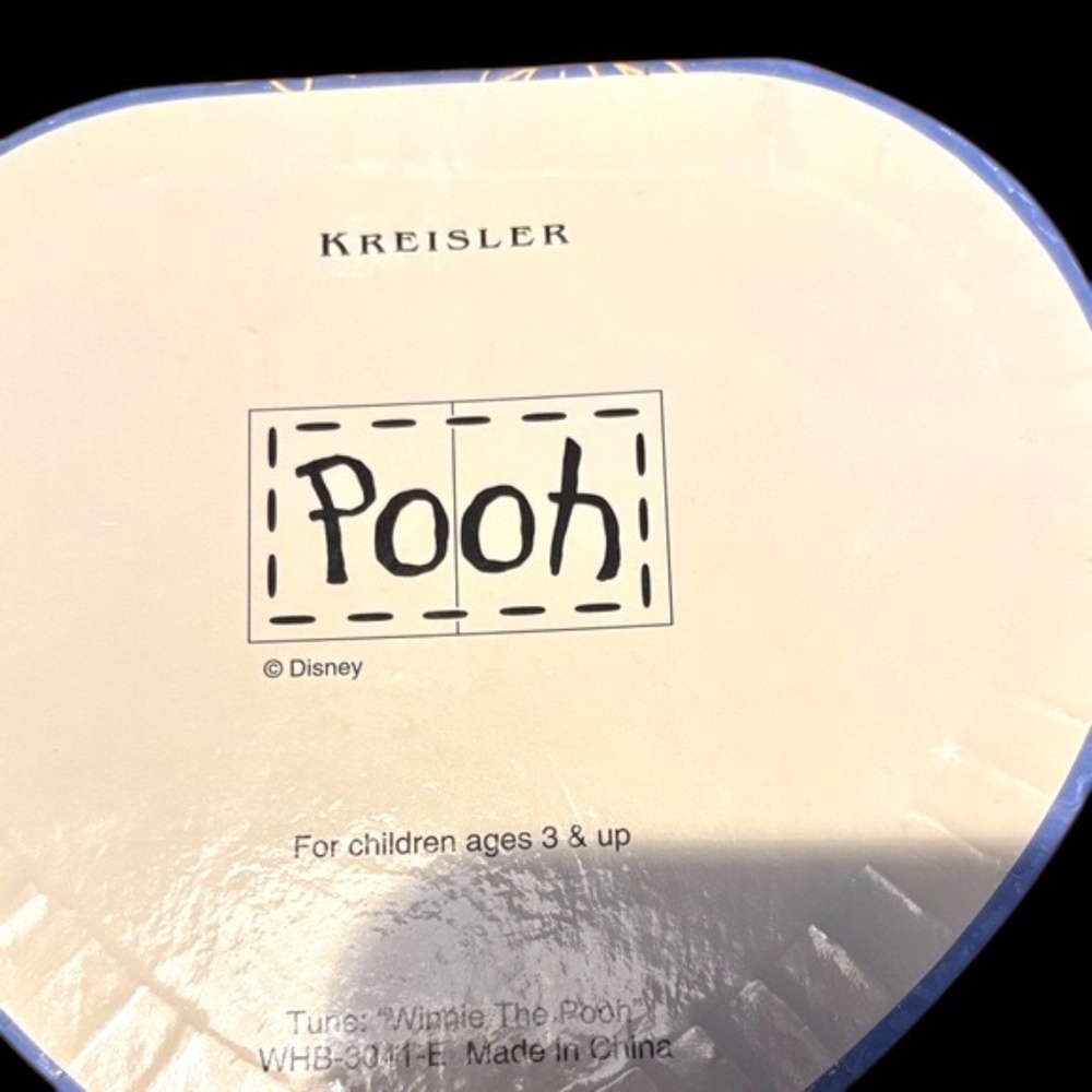 Winnie the Pooh Heart-Shaped Jewelry Music Box - Picture 2 of 14